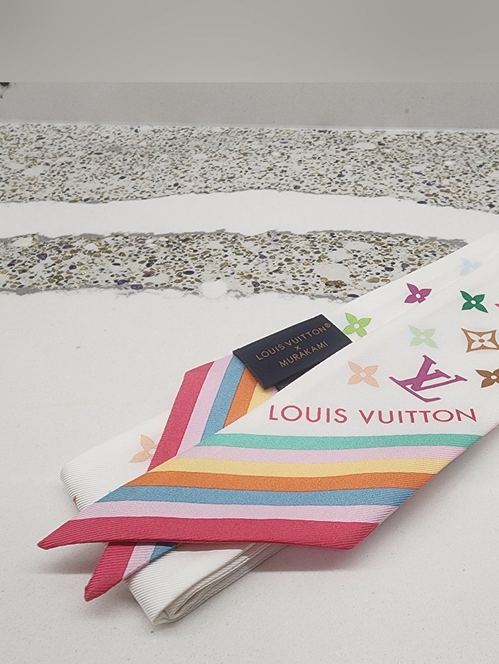 LOUIS VUITTON LV x TM Murakami White Multicolor Silk Bandeau BB NWT M94963 - Picture 4 of 8